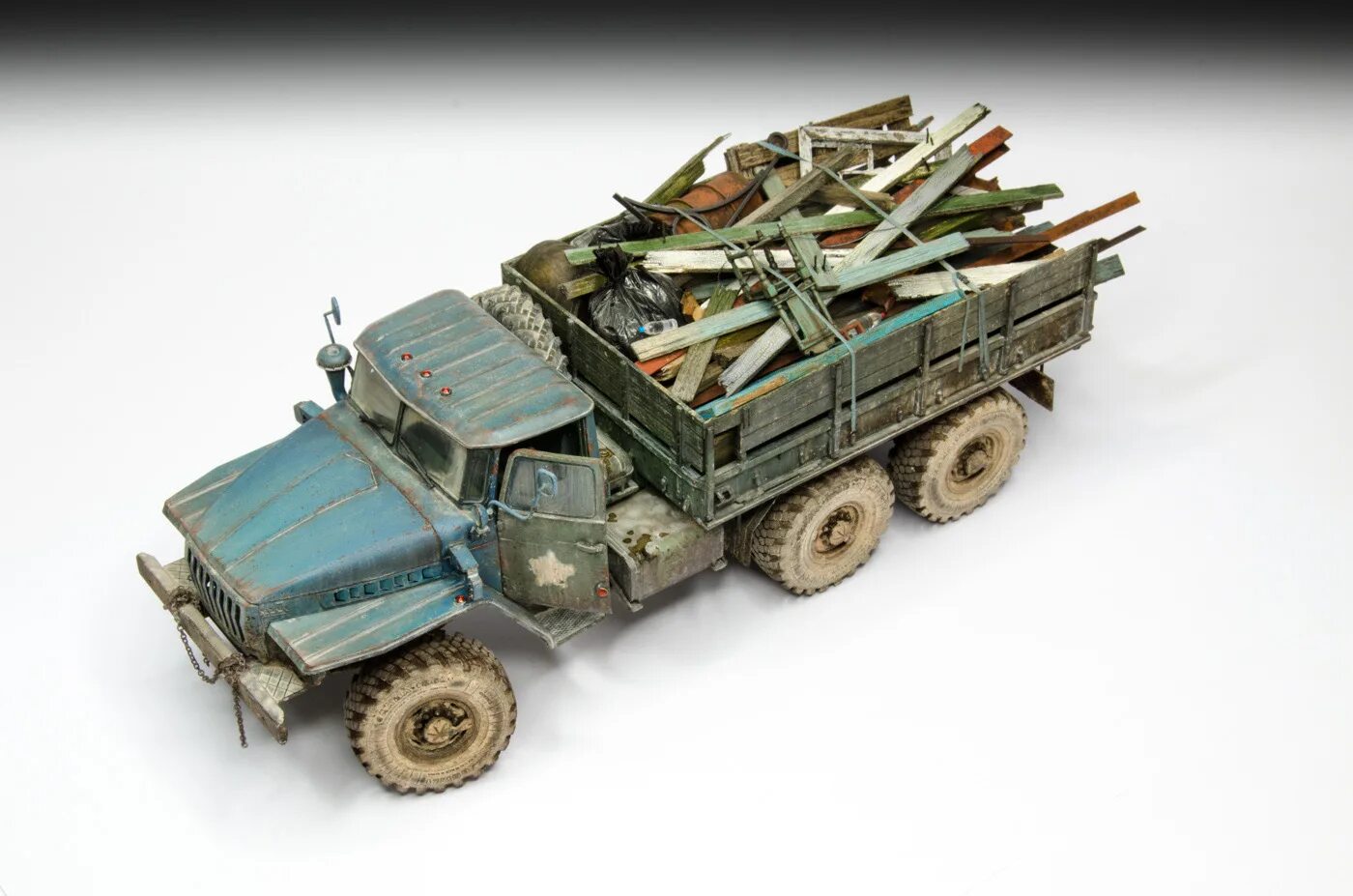 Урал 4320 Trumpeter. Урал 4320 Трумпетер. Урал 4320 модель 1.35. Урал Trumpeter 1/35. Сборные модели техники