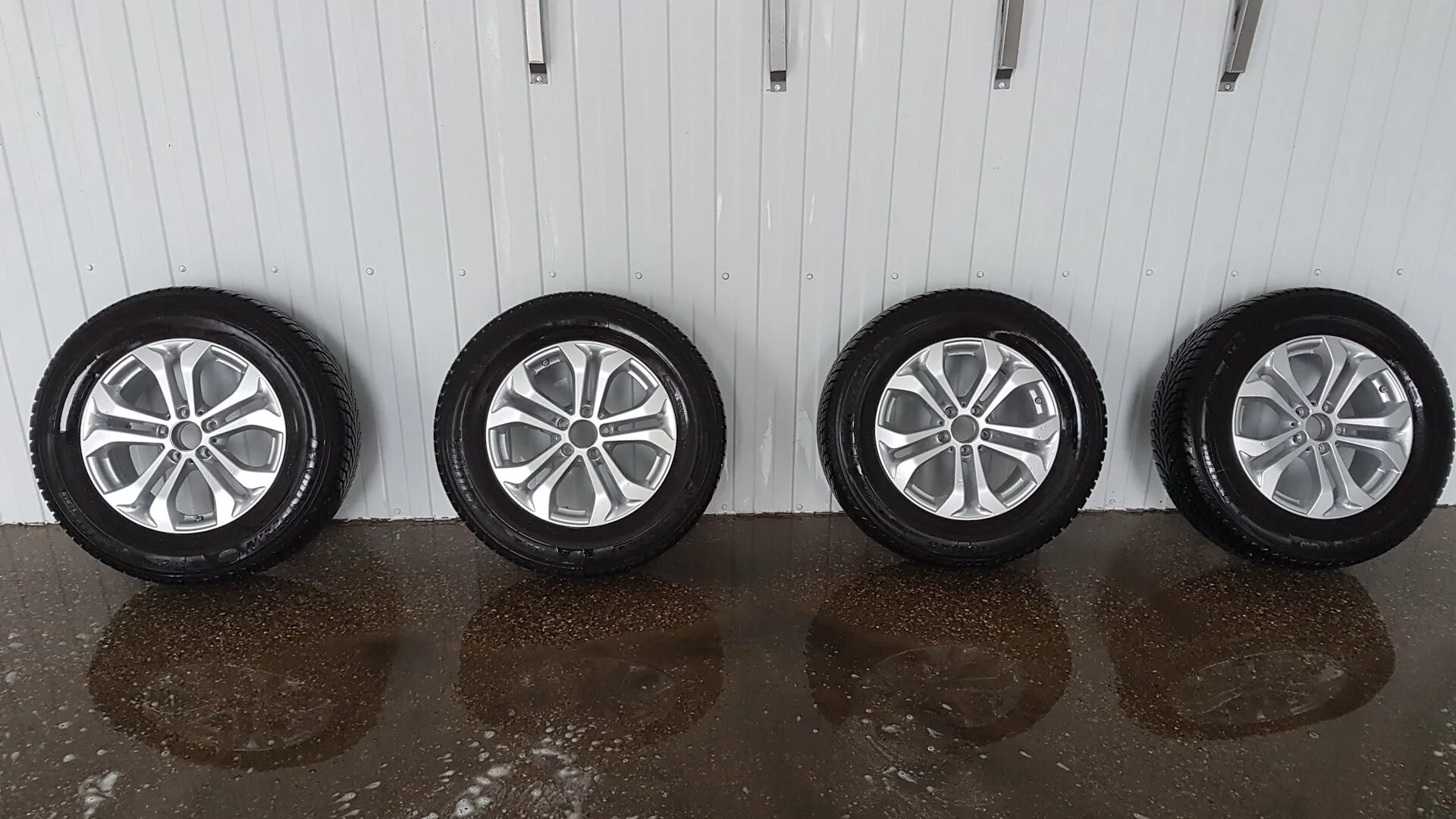 Диски glk. Колесо 235 65 r17. Колесо 235 65 r17. 235 65 r17 на ховер н3. Колесо 235 65 r17.