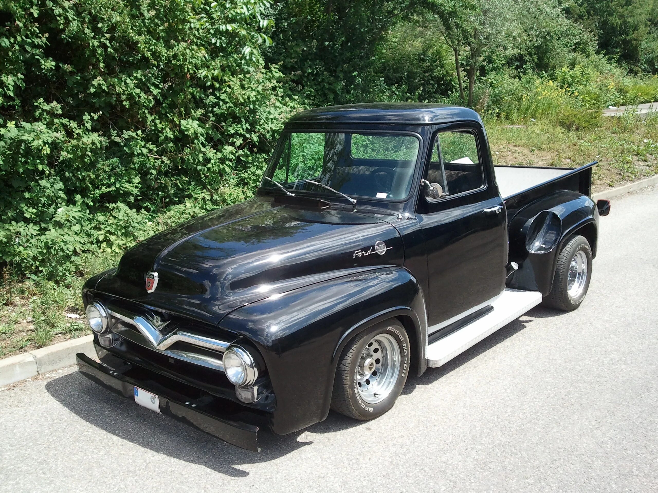 Ford f 150 raptor черный. Черный пикапер. Ford pickup 1960. Chevrolet pickup черный. Ford f150 raptor black.