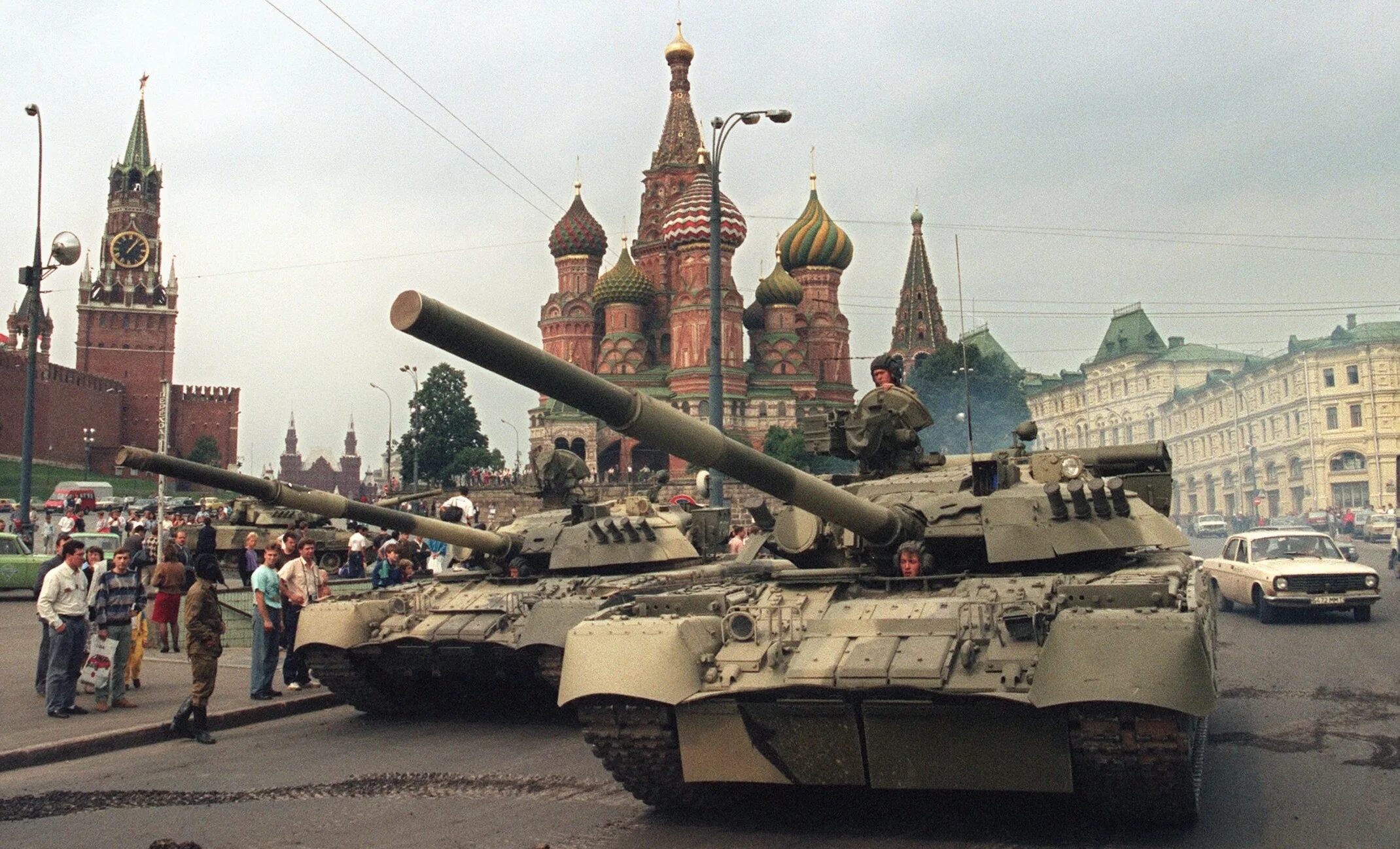 1993 век. Августовский путч 1991. Путч в Москве 1991. ГКЧП август 1991. Августовский путч ГКЧП.