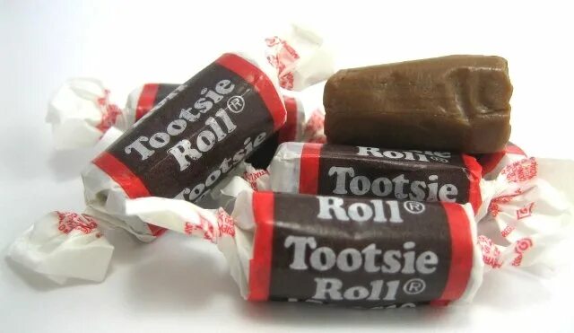 Old time roll. Tootsie roll candy. конфеты tootsie. конфеты tootsie roll. день конфет «tootsie rolls».