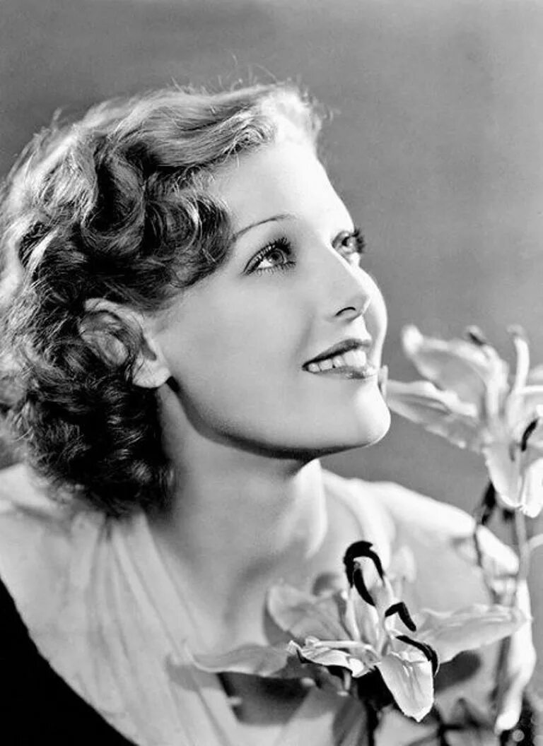 Лоретта актриса Голливуда. Лоретта Янг, 1930-е фото. Loretta young в молодости. Актриса 30-х годов Голливуда Loretta young.