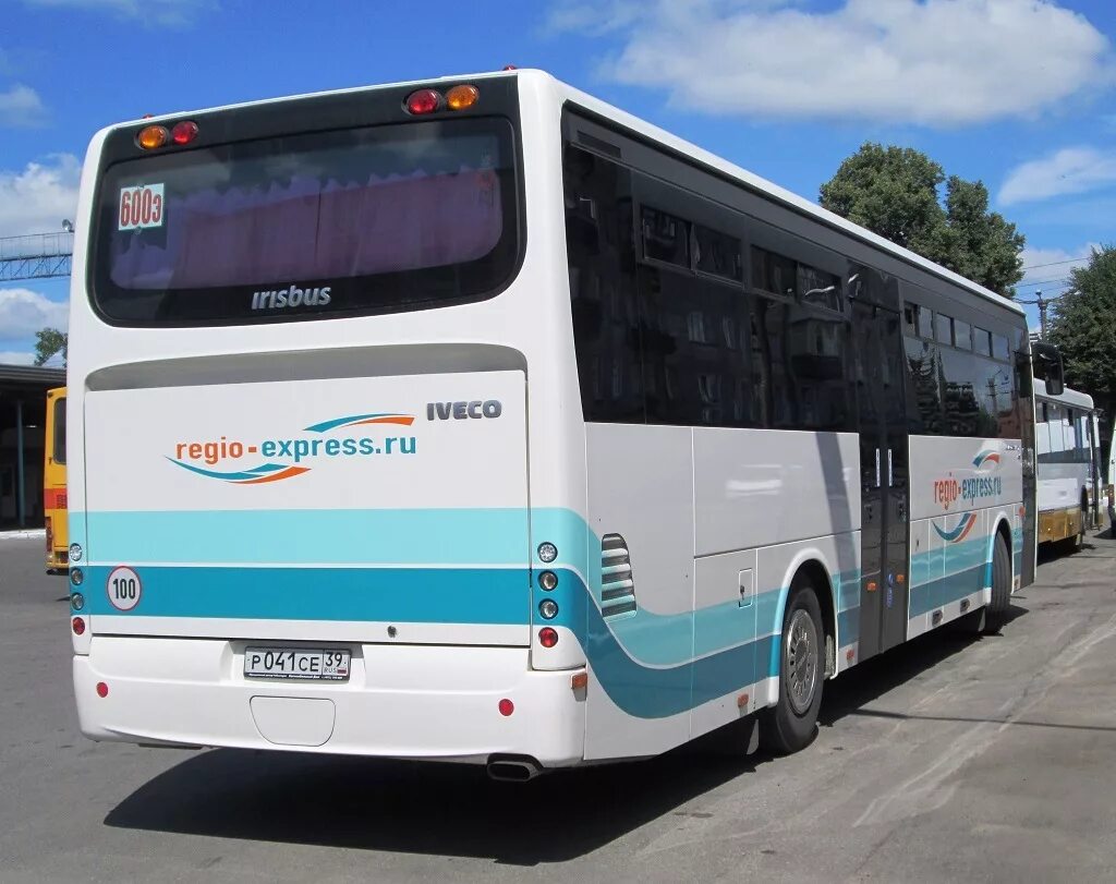 Калининград советск автобус купить. Irisbus Crossway 12m. Irisbus Crossway 12m р182тм 39. Irisbus Crossway 12m Калининград. Irisbus Crossway 12m чертеж.