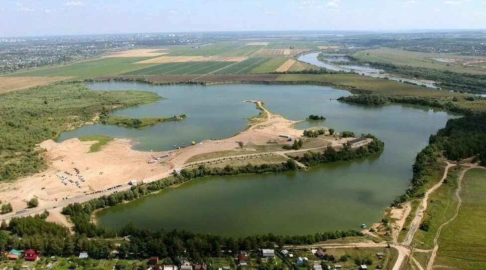Остров дракино пляж. Остров дракино серпухов. Дракино карьер серпуховский. Ока пляж дракино. Парк остров русский серпухов.