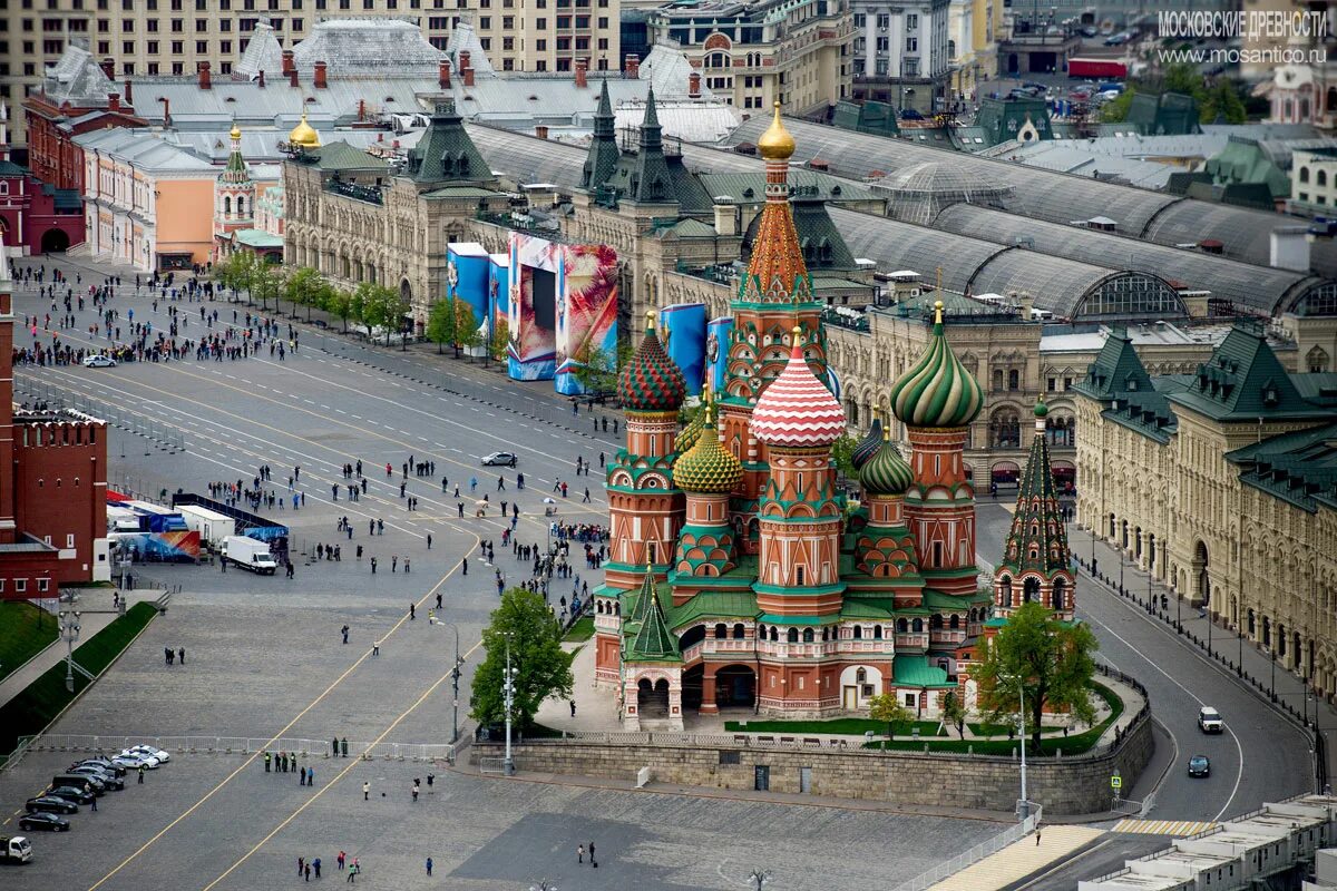 Москва лобное место памятник минину и пожарскому. Площадь испании барселона hd 2019. Архитектурный ансамбль красной площади в москве сообщение. Place vendome в париже. Площадь трёх вокзалов в москве.