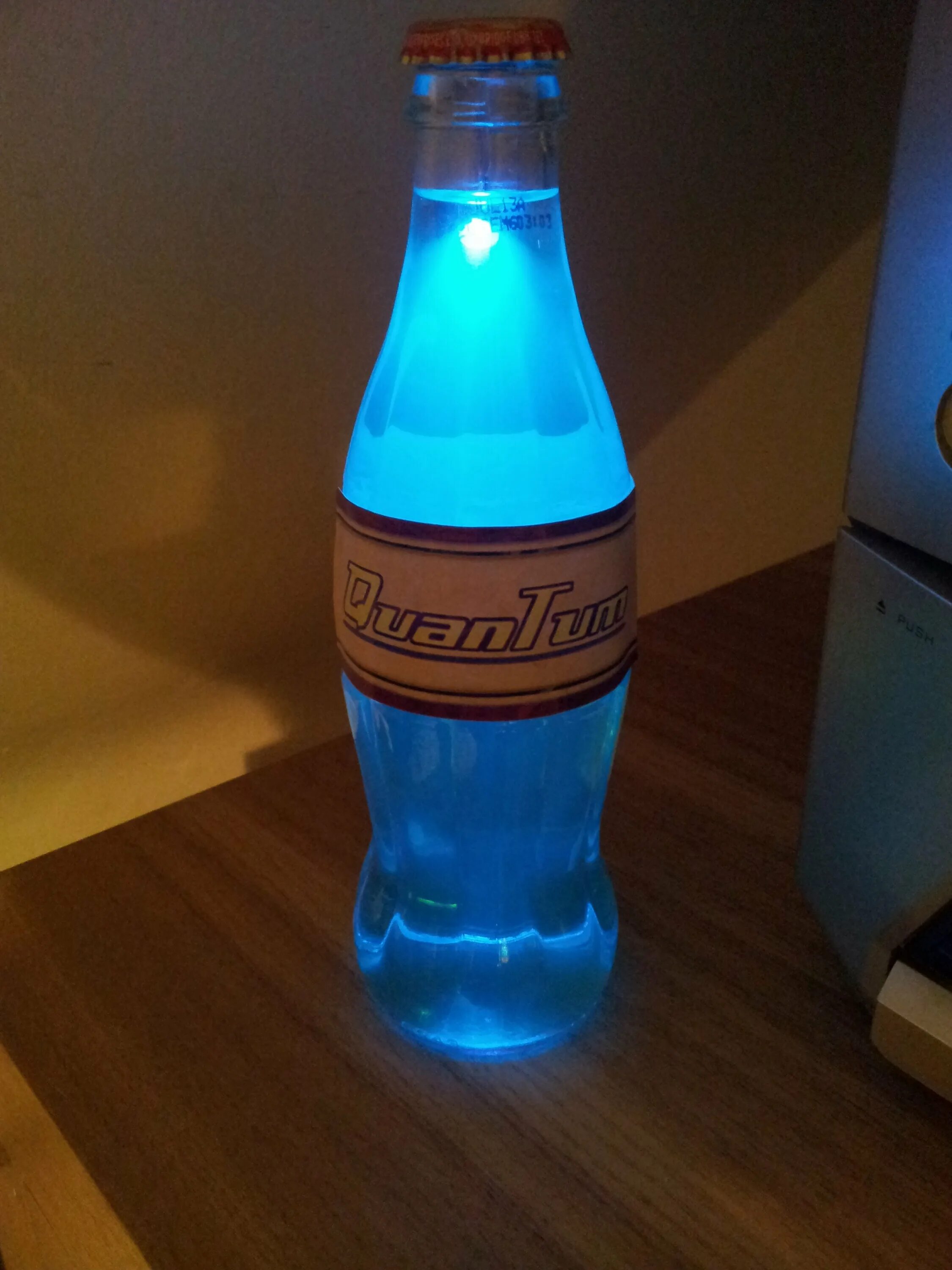 Fallout 3 ядер кола. Nuka cola quantum. fallout nuka cola quantum. квантовая ядер кола fallout 4. quantum cola fallout 3.