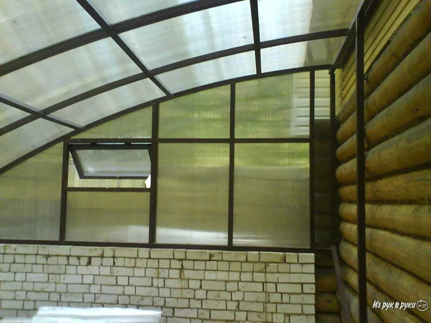 Навес для бассейна. Поликарбонат для крыши. Работа с карбонатом. Навес из поликарбоната на деревянном каркасе. Навес к015.