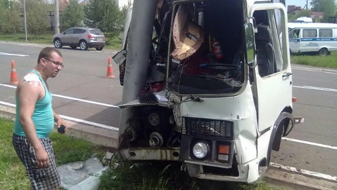 Водитель автобуса паз. Водитель ПАЗИКА. Веселый пазик.