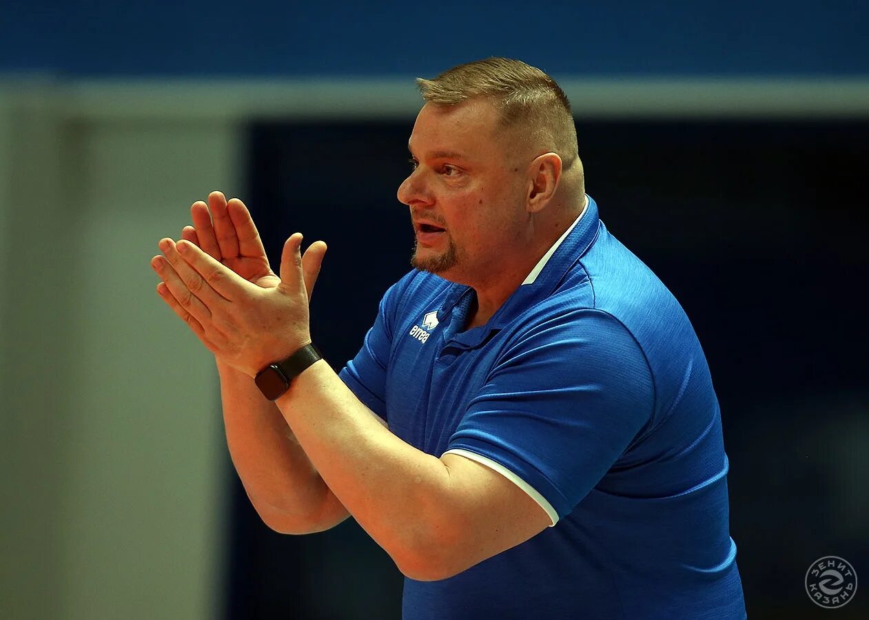 Владимир романович алекно волейболист. Владимир романович алекно. Владимир алекно зенит казань. Владимир алекно зенит казань. Владимир романович алекно.