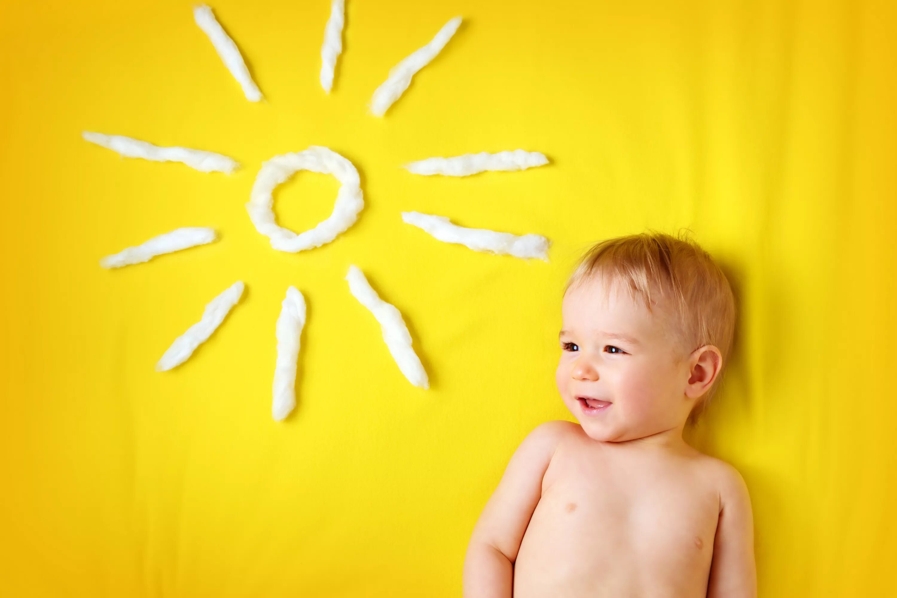 Детская солнечный. Дети солнца. Солнце для малышей. Солнце и детки. Солнечный малыш.