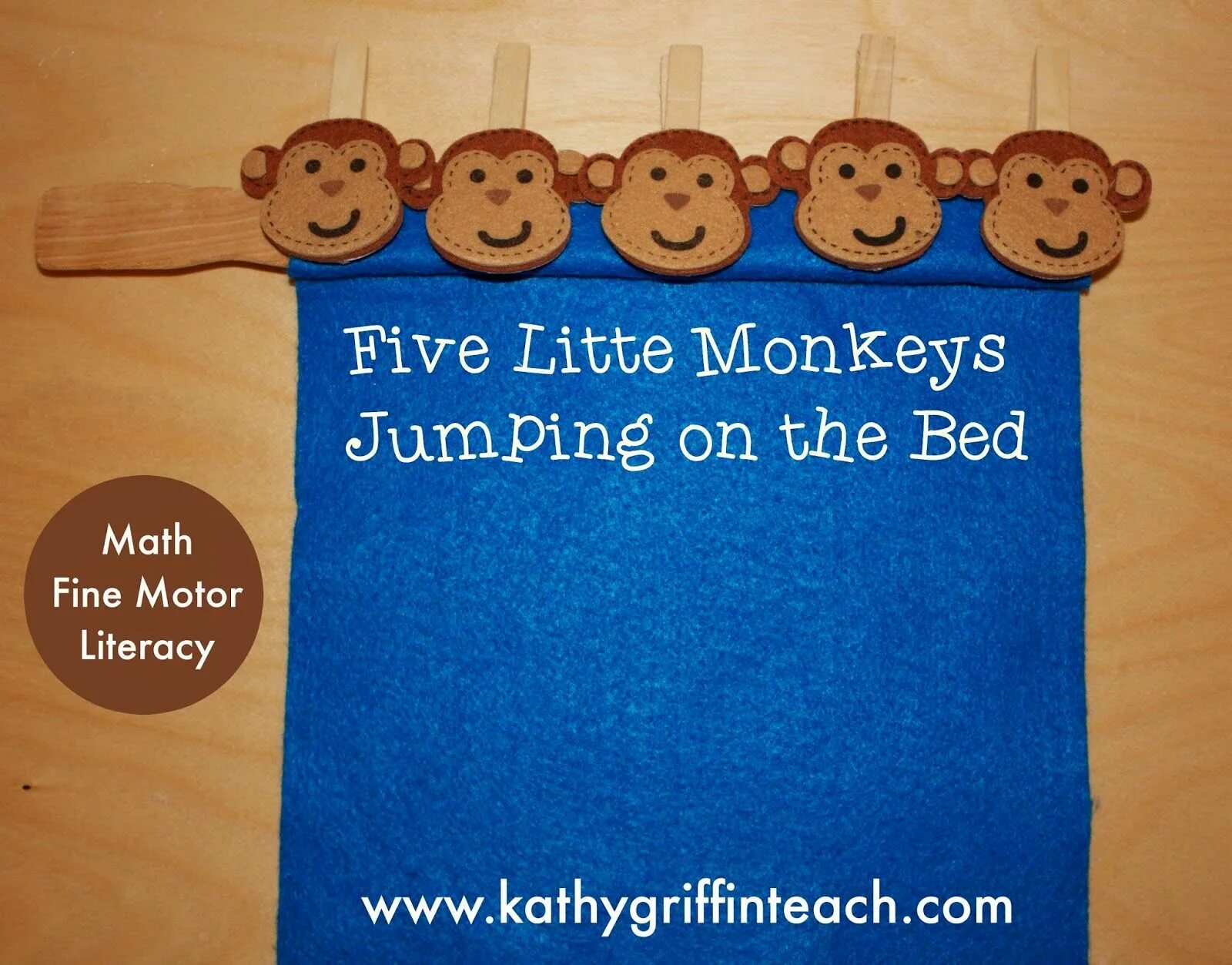 Five monkeys jumping on the bed. Five little monkeys jumping on the bed. five little monkeys jumping on the bed worksheets. 5 little monkeys jumping on the bed worksheets. 5 little monkeys and bed print.