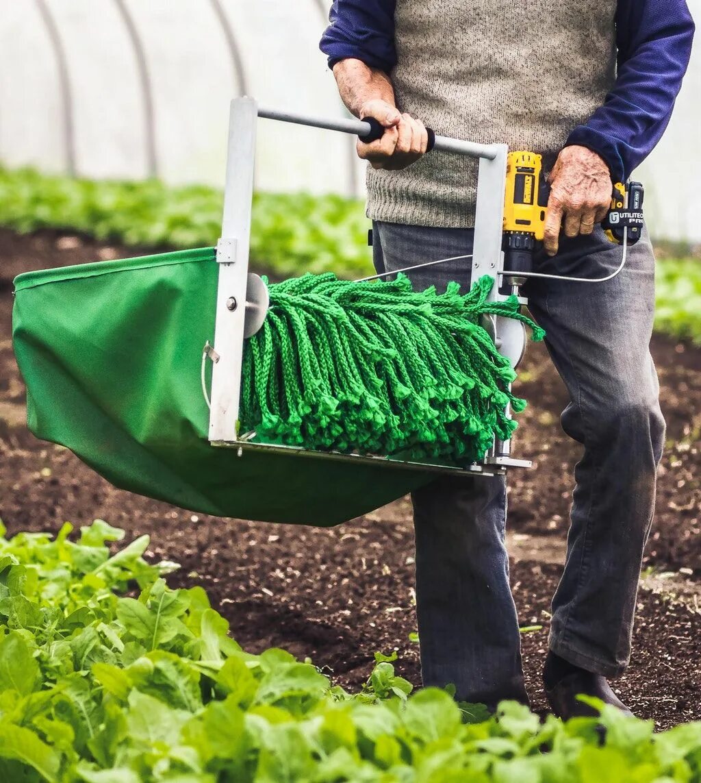 Cutting green. Quick-Cut Greens Harvester. Quick Cut Green. Самый невероятный инструмент для фермеров. Cool Farm Tool.