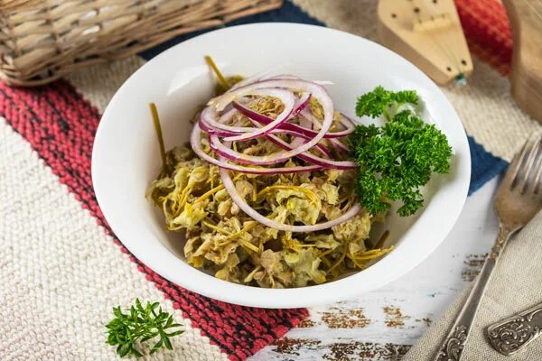 ташмиджаби с говядиной. джонджоли блюдо. грузинские соления джонджоли. джонджоли блюдо. грузинские соления джонджоли.