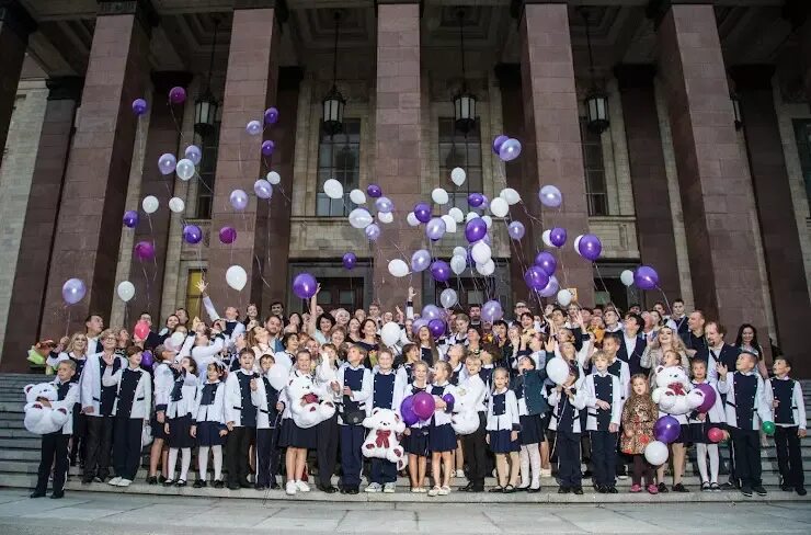 Университетская гимназия мгу им. Школа мгу отзывы. Мид мгимо мгу. Школа мгу отзывы. М.