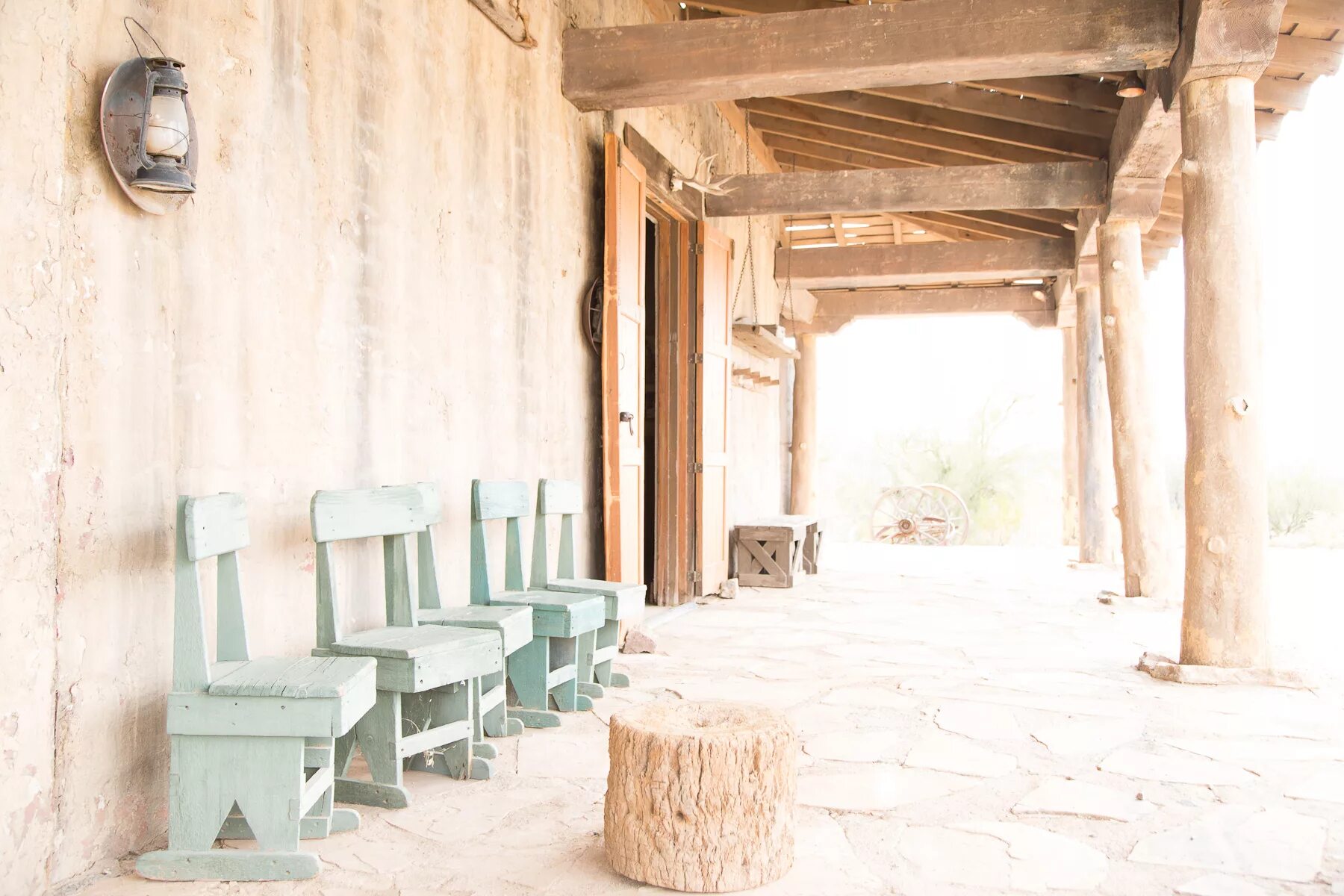 Overexposed footage. Overexposed hpotos. Overexposed photo. Переэкспонированное изображение. Over exposed.