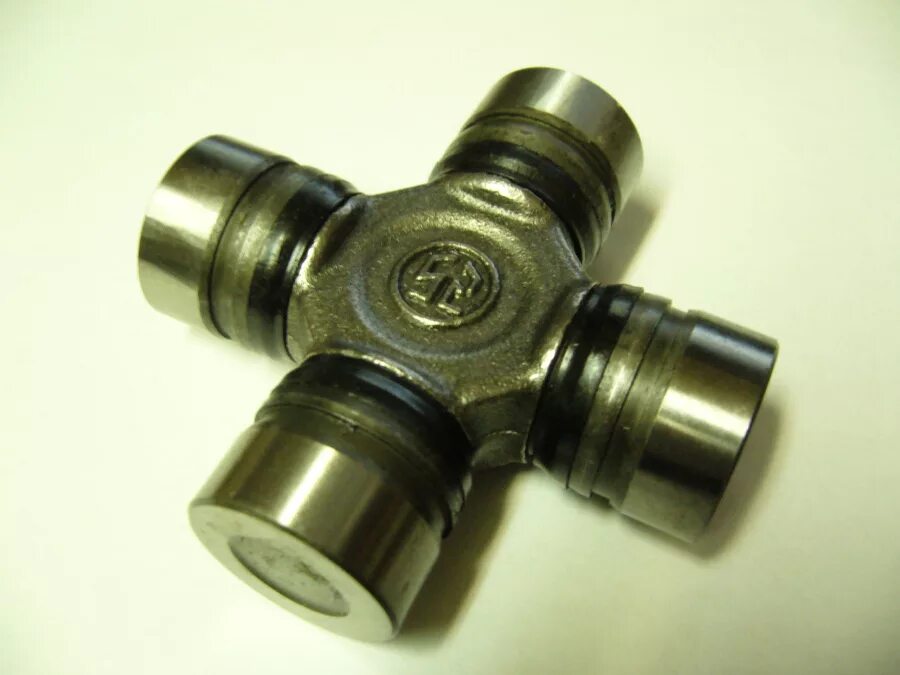 Toyo tm-179. Крестовина кардана маз 4370. Соренто крестовины кардана. Крестовина l87695wd. Крестовина сельхоз.
