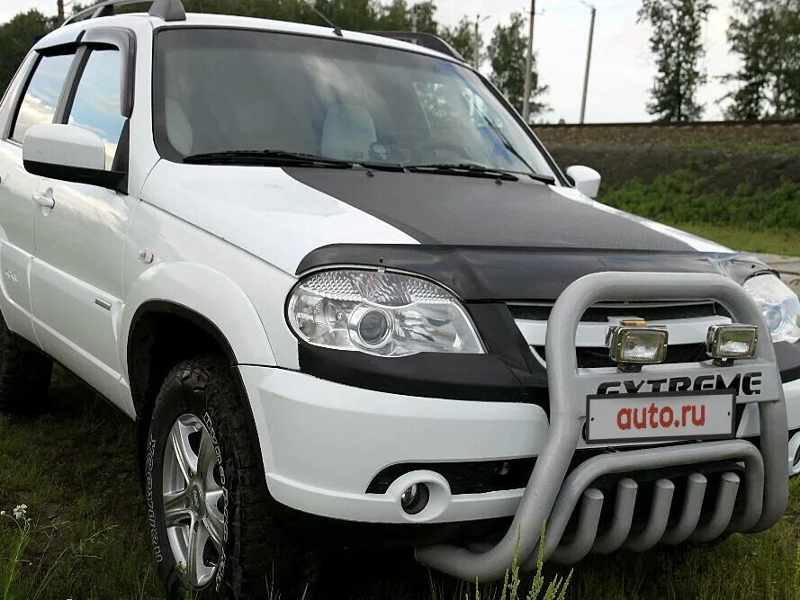 Куплю машину в омске б у. Нива Шевроле в Омске. Chevrolet Niva 2012 авто.ру. Нива Шевроле белая Омск. Дром ру Нива Шевроле.