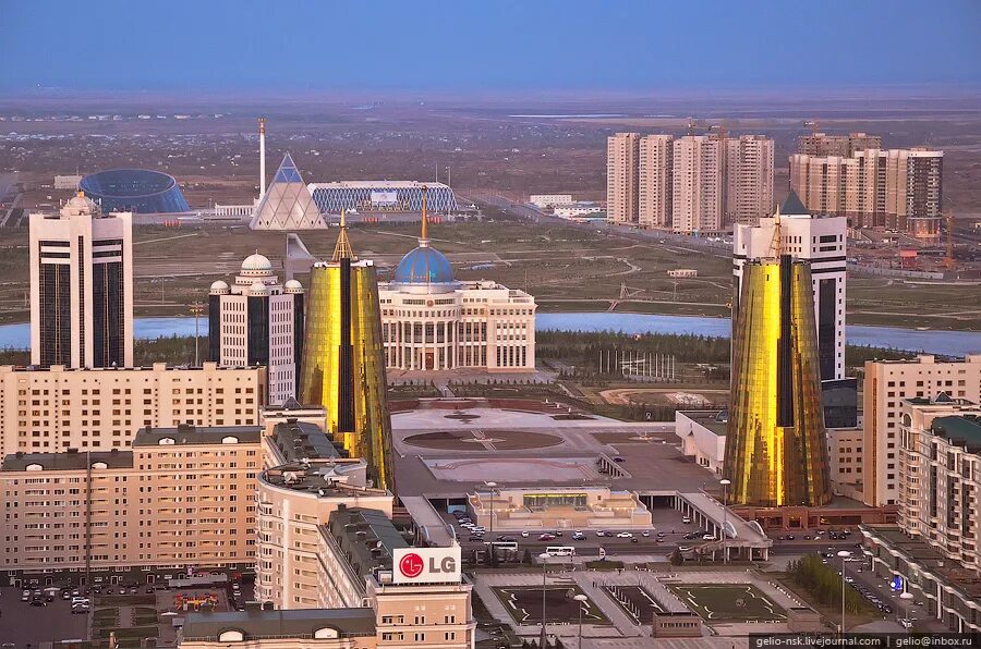 Астана расположена. Нурсултан столица Казахстана. Астана, Astana. Столица Казахстана 1997. Астана панорама.