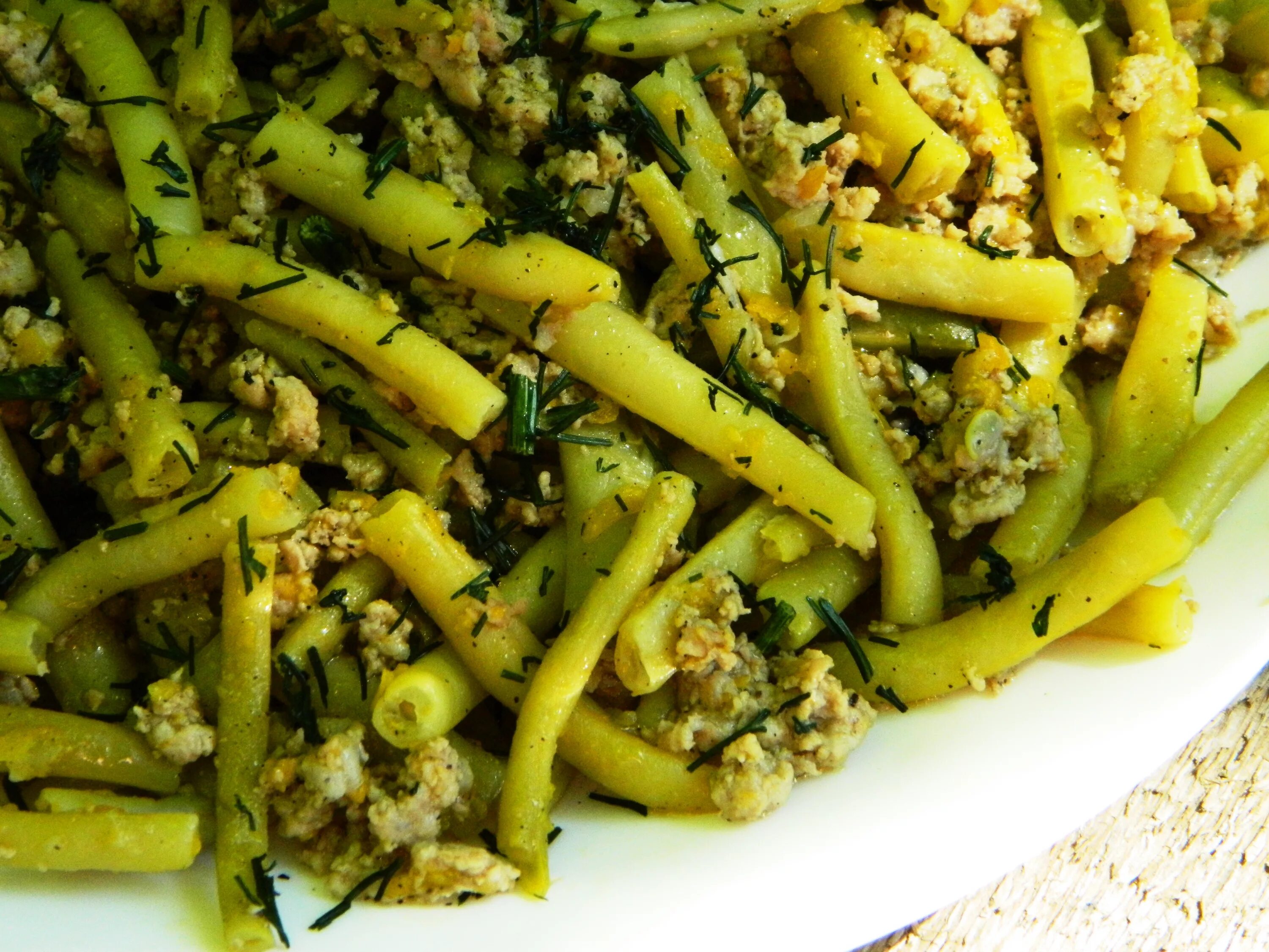 Фарш с фасолью стручковой. Стручковая фасоль по флотски. стручковая фасоль с макаронами. зеленая фасоль с фаршем. стручковая фасоль с фаршем.