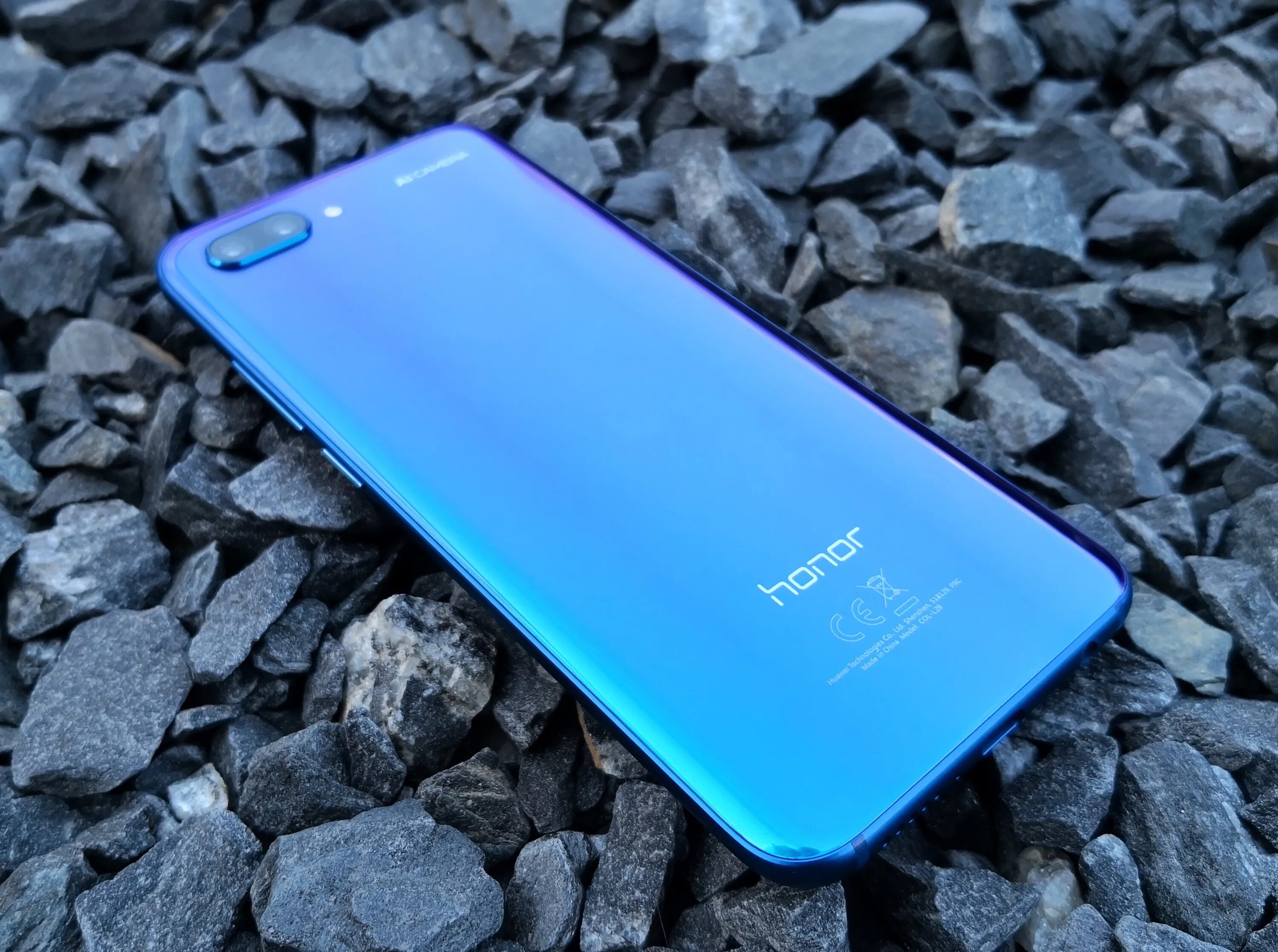 Купить недорогой honor. Хонор 2015. Honor 10 2022. Хонор x7 серебристый. Хонор х7 2022.