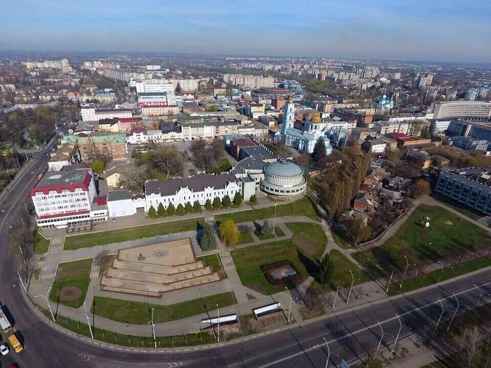 Сумы время. Сумы город. Сумы город на Украине. Сумы центр города. Население Сумы Украина.