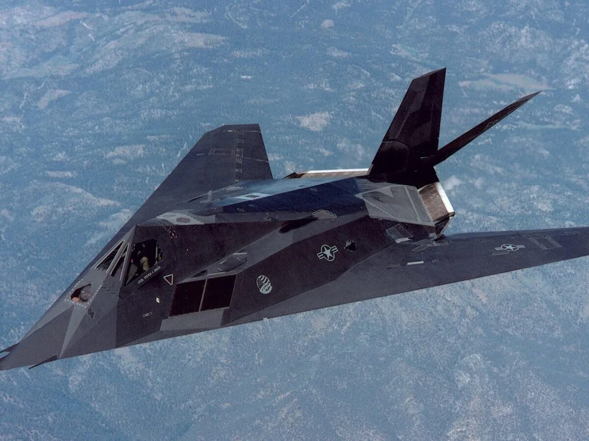 Истребитель стелс. F 117 стелс. F-117 Nighthawk. Истребитель стелс f-117. Локхид f-117 Найтхок.