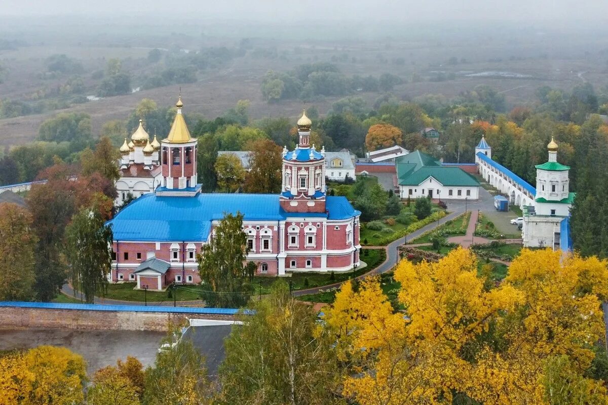 Г солотча. Солотчинский монастырь Рязань. Монастырь в Солотче Рязанской области. Солотчинский Рождества Богородицы женский монастырь. Солотчинский Рождество-Богородицкий монастырь.