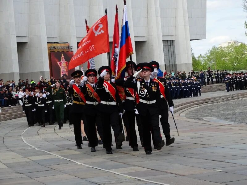 Парад на Поклонной горе 6 мая. Парад кадетского движения на Поклонной горе. Кадеты маршируют. Кадетское движение в России.