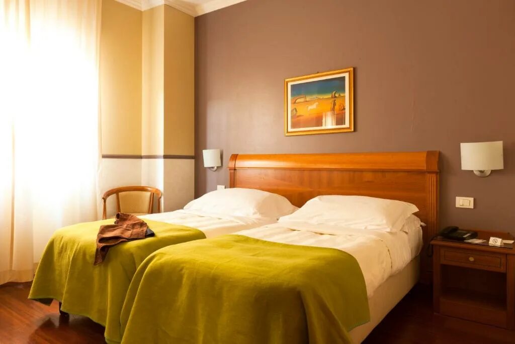 Best western отель в милане. Отель мажор. Отель мажор. Мажор в гостинице. Отель мажор турция где находится.
