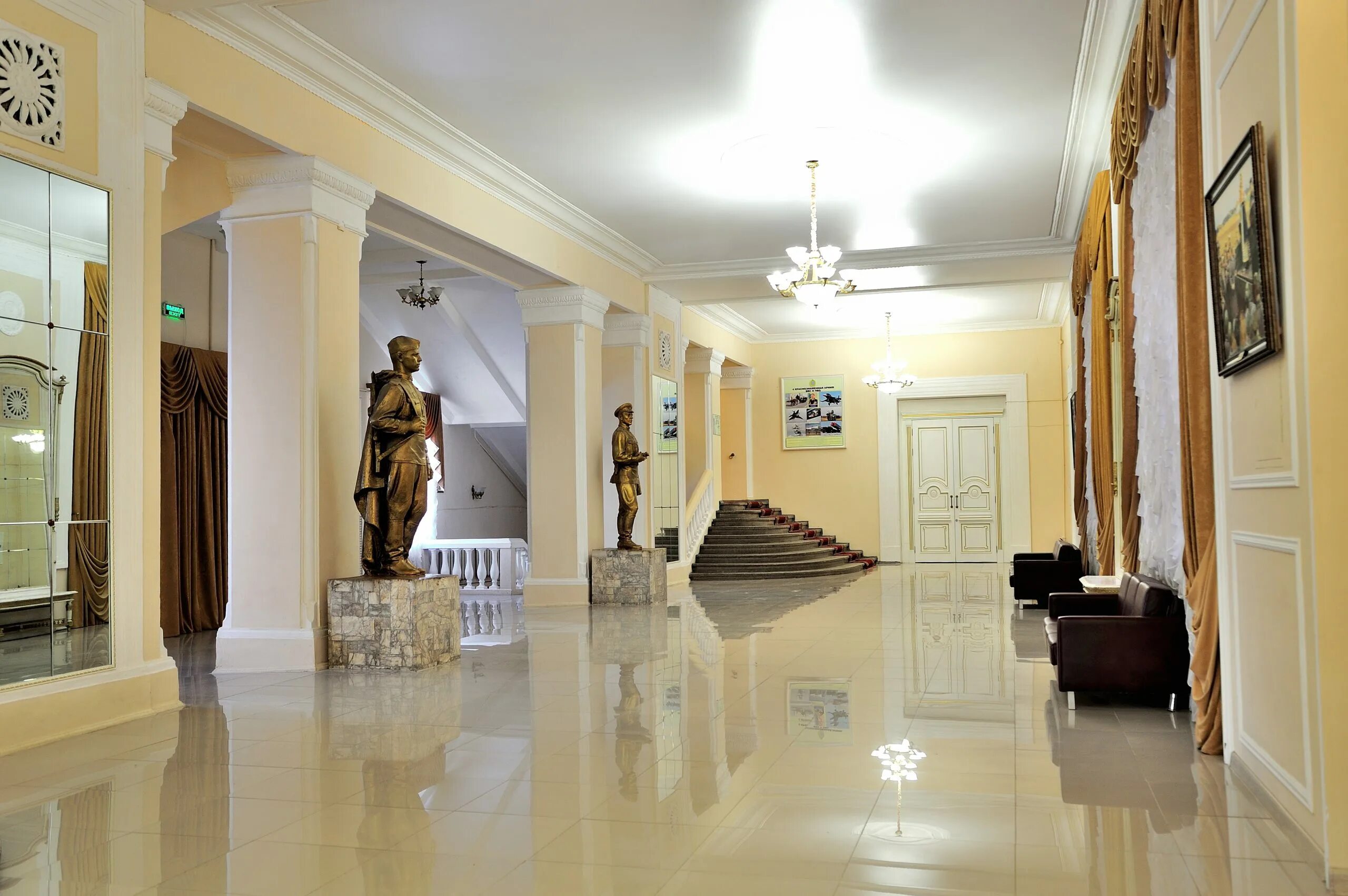 Буденновский 34 ростов на дону дом офицеров. Дом офицеров ростов на дону. Буденновский, 34). Буденновский 34 ростов на дону дом офицеров. Дом офицеров буденновский 34.