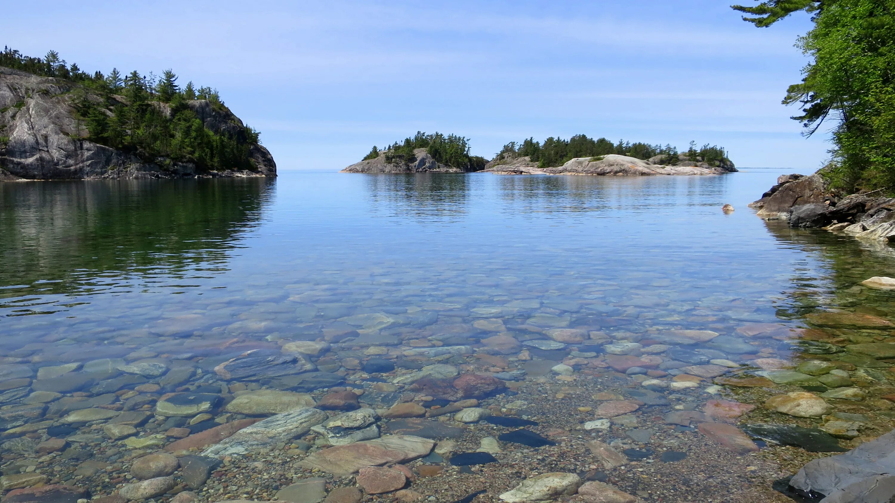 Водная система озер. Верхнее озеро (Lake Superior). Канада. Озеро Гурон Северная Америка. Озеро Супериор США. Озеро Гурон Канада.