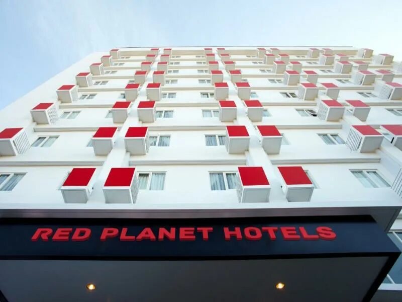 Tune hotel. Red Planet Patong 3. Отель ред планет Пхукет. Red Planet Phuket (ex. Tune Hotel Patong 2*. Red Planet Pattaya (ex. Tune) 3*.