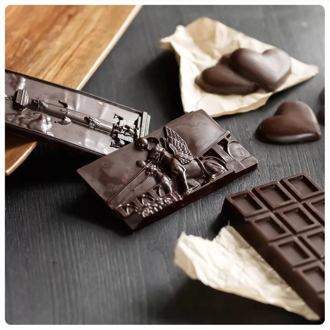 Шоколад. Домашний шоколад. Необычный шоколад. Необычные изделия из шоколада. Шоколад для шоколадного купить
