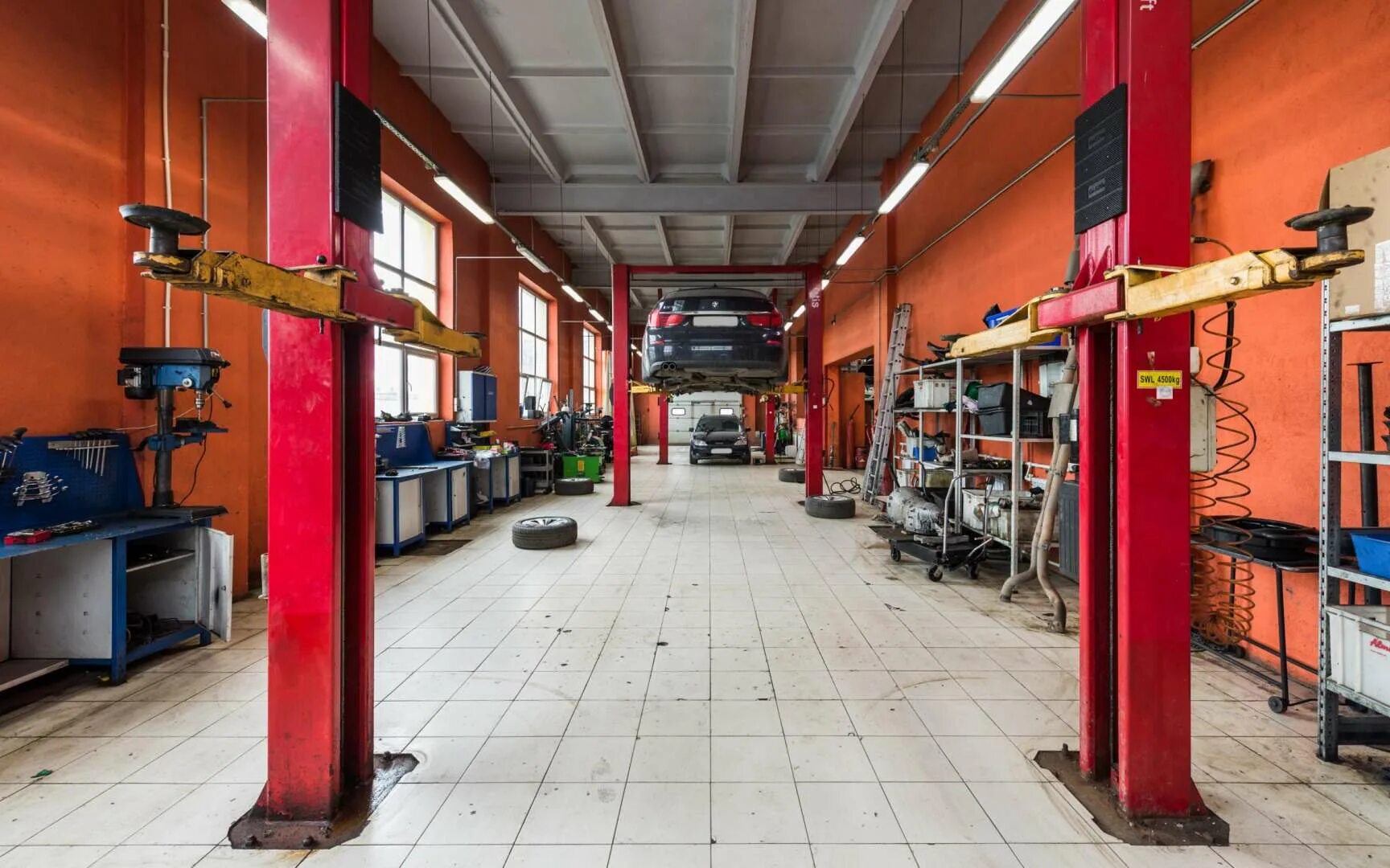 Советский автосервис. Автосервис бардина 28 екатеринбург. Топ автосервисов. Дизайн автосервиса. Современный автосервис.