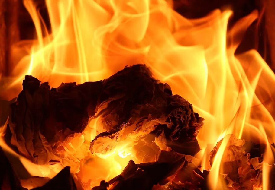 Костер атмосфера. Пламя. Шум огня. Треск костра звук. Звук огня для монтажа.