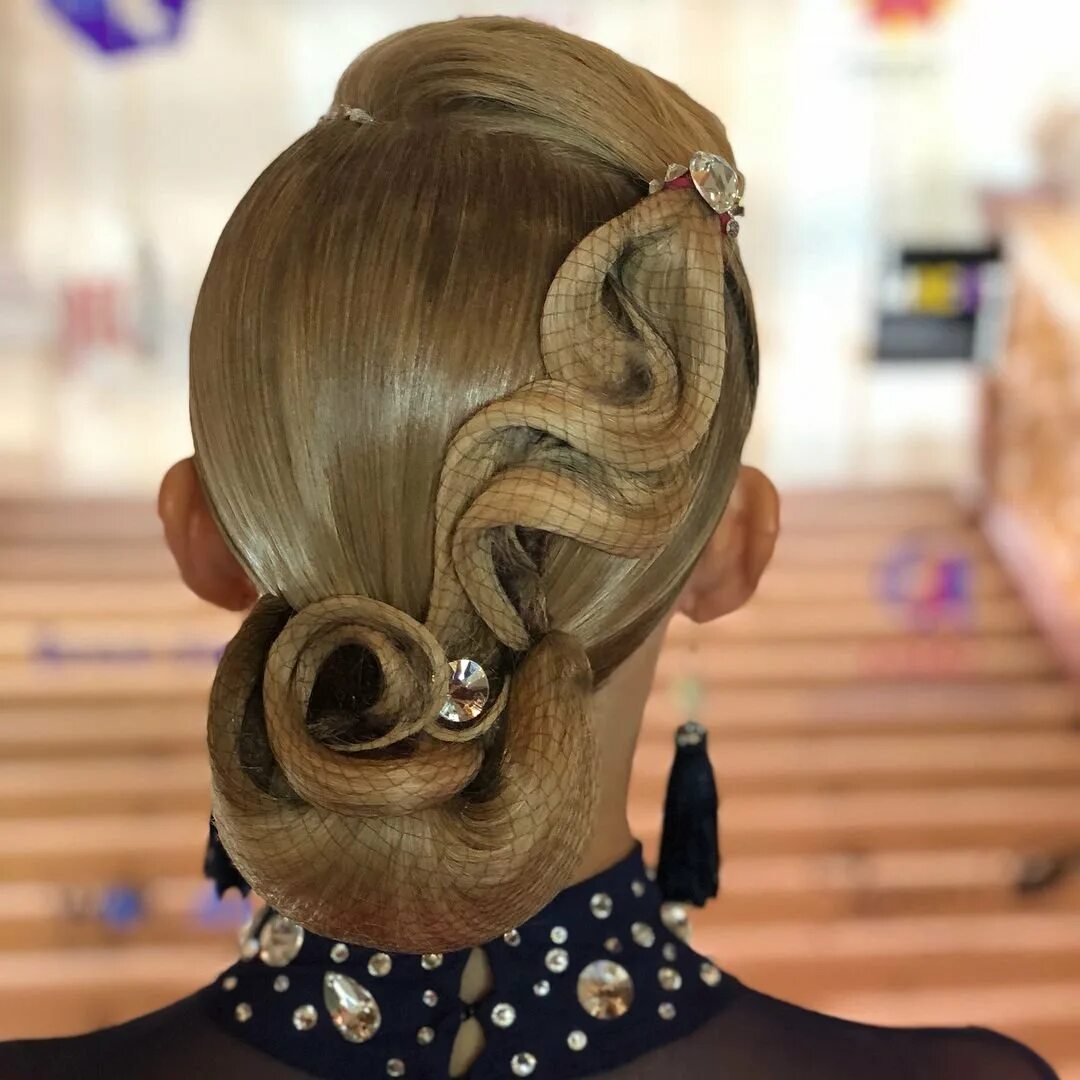 Имидж студия артекрео прически для бальных танцев. Причска дл бальныхитанцев. Чурсина стайл прически для бальных танцев. Прическа ра бальные танцы. Прически для бальных танцев.