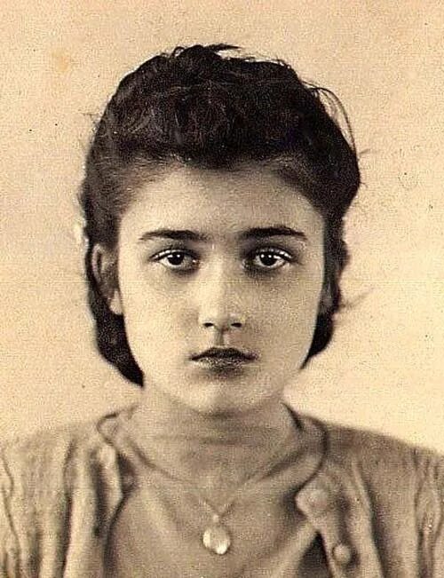 Жена семенова. Жена семенова. Жена семенова. Жена семенова. Жена семенова.
