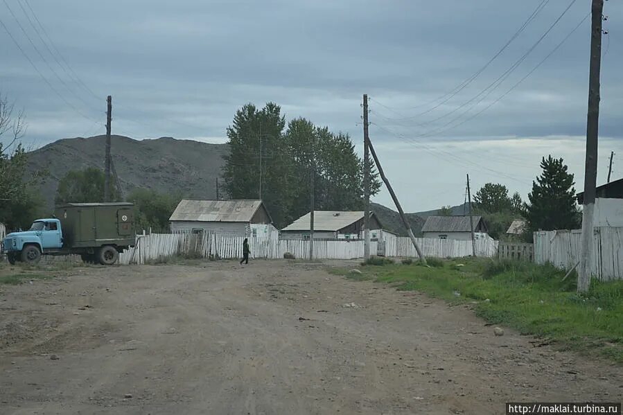 Бай-Тайгинский район село бай-Тал. Уш Монгулек гора. Тыва бай Тайга. Село шуй.