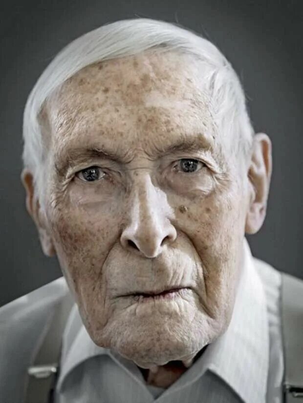 90 лет выглядит