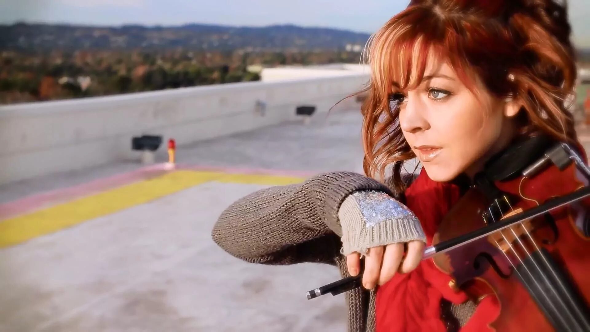 Видеоклипы красивых песен. Линдси Стирлинг. Линдси Стирлинг 2022. Lindsey Stirling Crystallize. Линси Стирлинг дикий Запад.