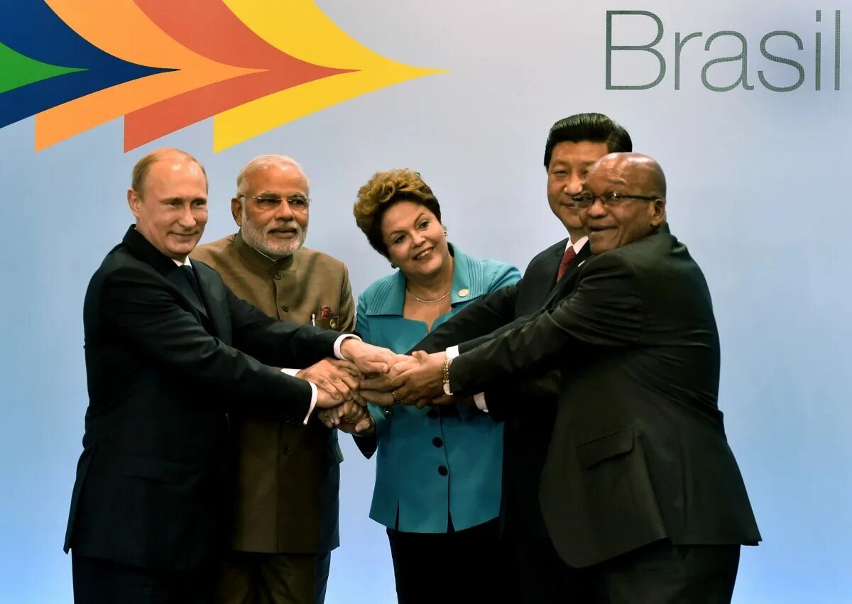 Где брикс. Новый банк развития БРИКС. Бразилия в БРИКС. БРИКС 2015. Экономические связи Бразилии.