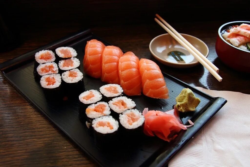 Курсы роллов и суши. Суши и роллы. суши фото. суши разные. фотосессия с роллами.