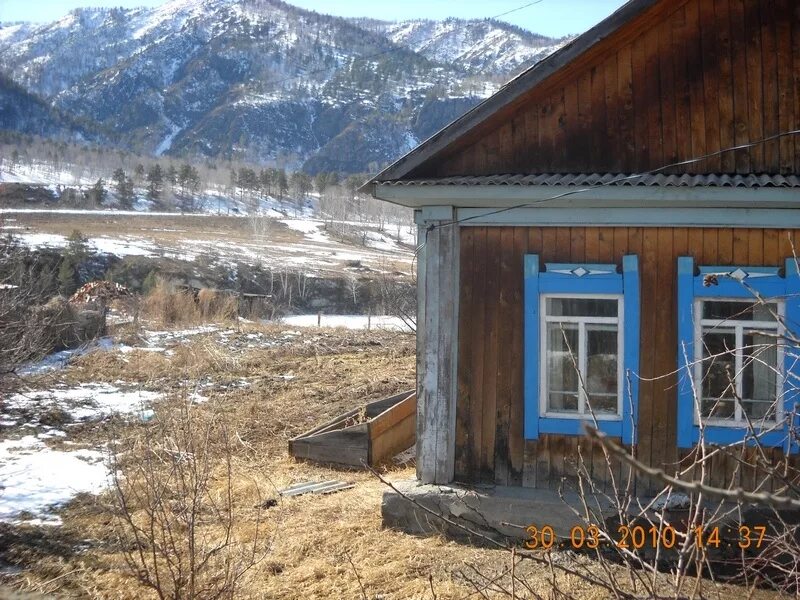 Авито дом республика алтай. Дом на Алтае. Горный Алтай домики. Чемал жилье.