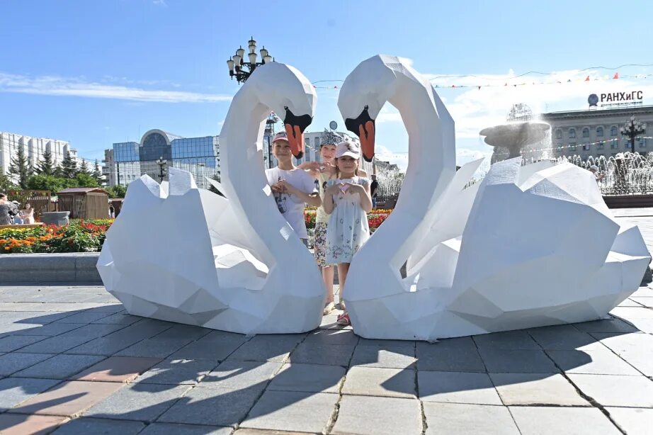 1 июля хабаровск. Мероприятия в Хабаровске. Культура Хабаровск. Амурфест 2023 фото. Искусство жизни Хабаровск.