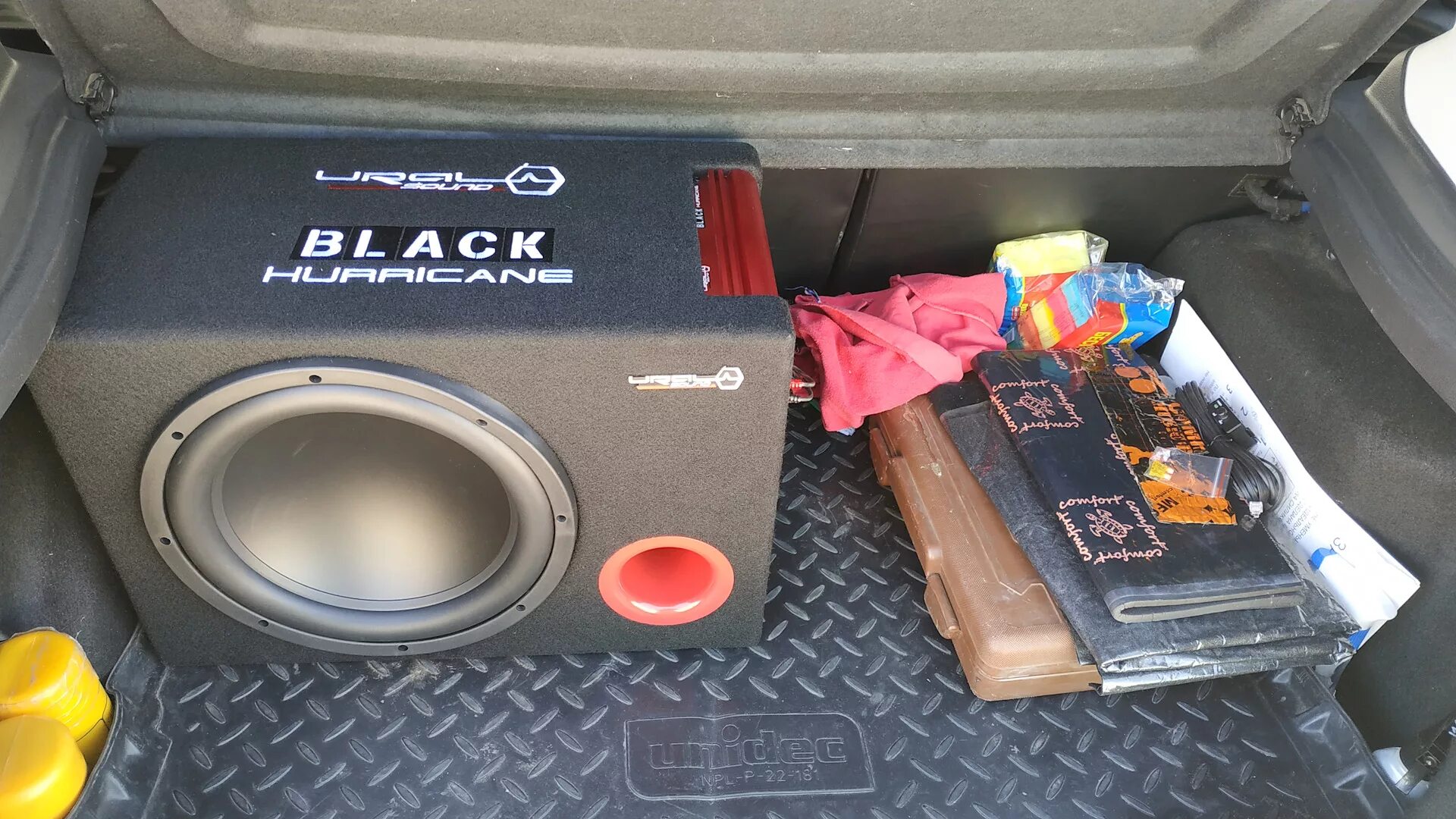 Phonocar 2/404 сабвуфер. Сабвуфер урал активный black huracan. Сабвуфер со встроенным. Сабвуфер мистери 12 с встроенным усилителем. Сабвуфер орис электроникс 12 активный сабвуфер.