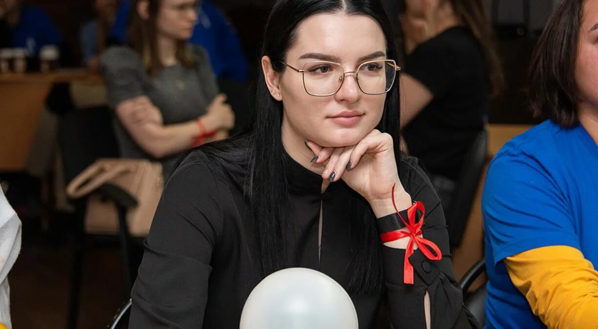 Кандидаты в мэры усть илимска 2024 года. Библиотека клестова ангарского усть-илимск. мэр усть-илимска щекина зажигает. мэр усть илимска в пьяном виде.
