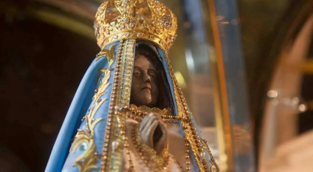 La virgen москва. Virgen Maria диджей. Virgen del Valle Парламар фото. Юририя дель Валье Yuriria del Valle. Virgen Maria DJ Spain.