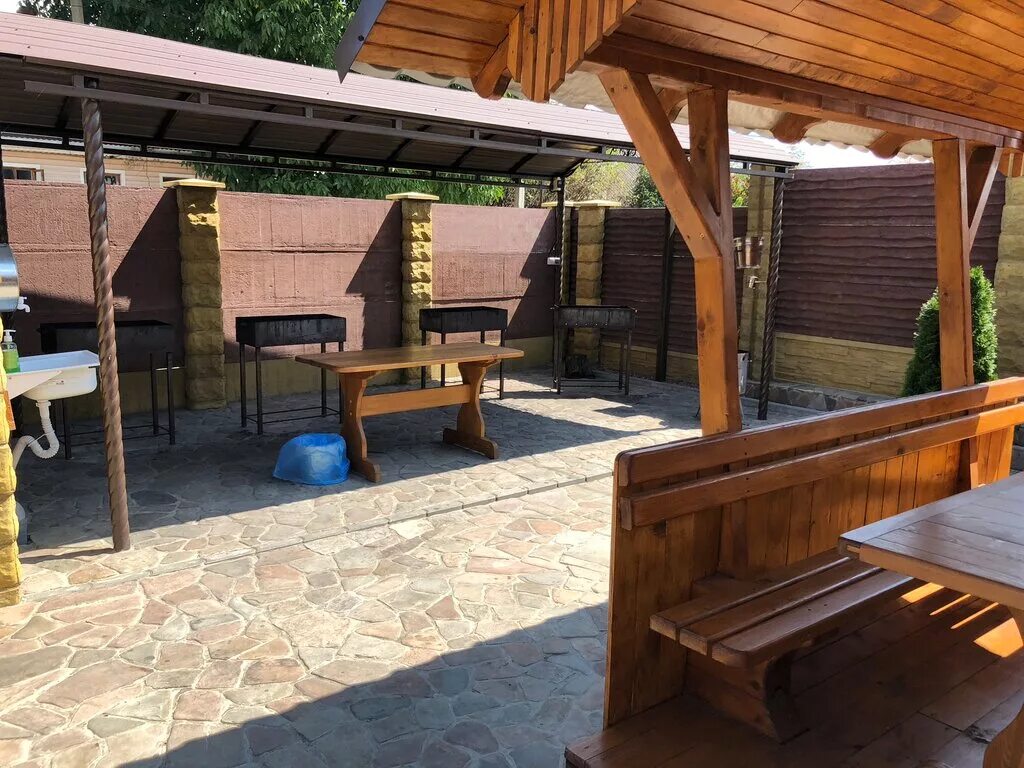 Уютный дворик адыгея даховская. Станица даховская уютный дворик. Уютный дворик адыгея даховская. Гостиница уютный дворик даховская. База отдыха даховская адыгея.