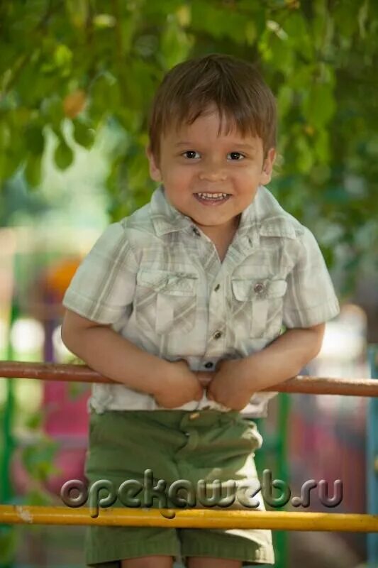 усыновить ребенка. удочерить ребенка. база данных детей сирот 2022. дети сироты. усыновление ребенка.