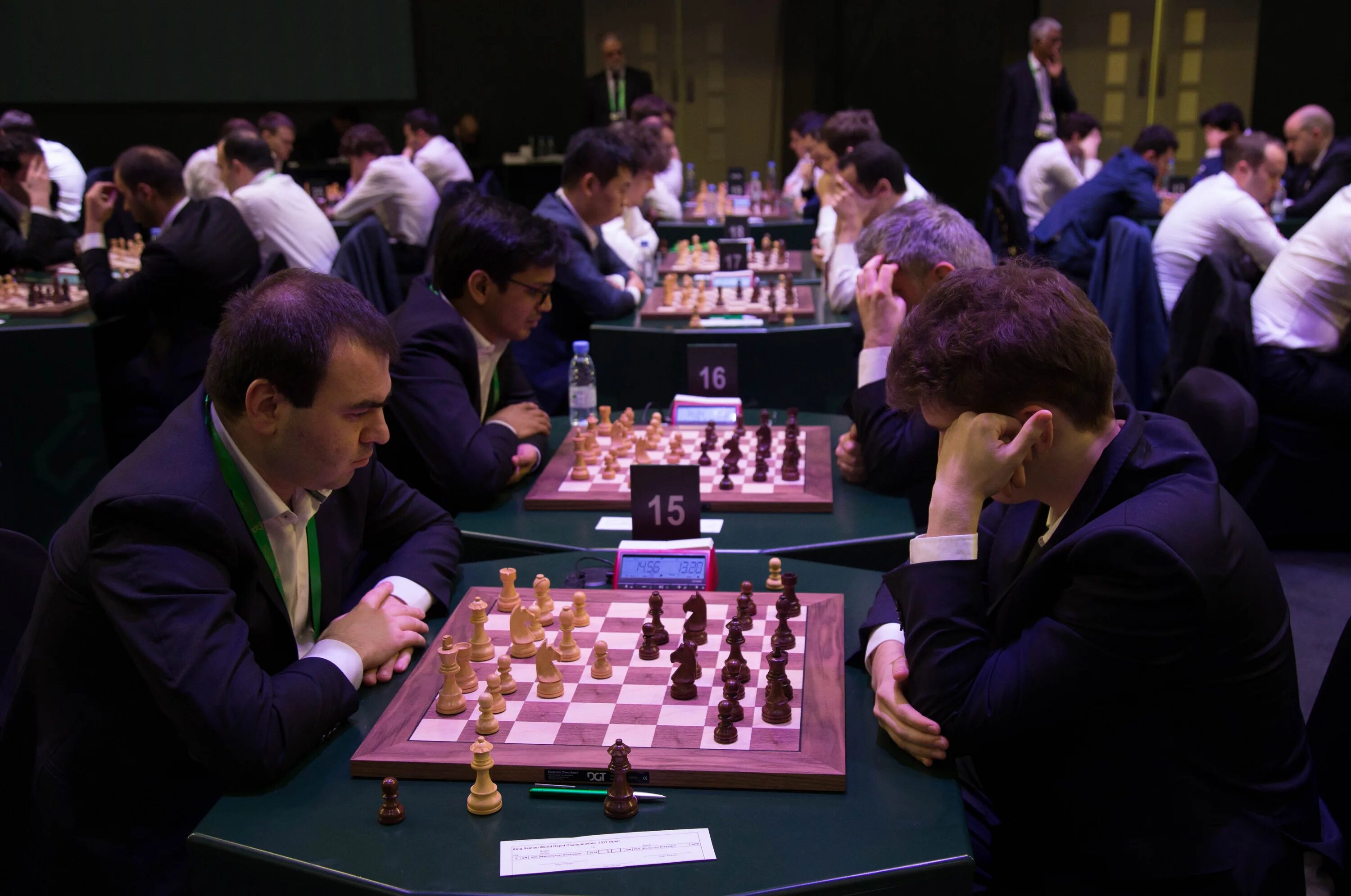 Мир chess. Chess tournament. chess competition.